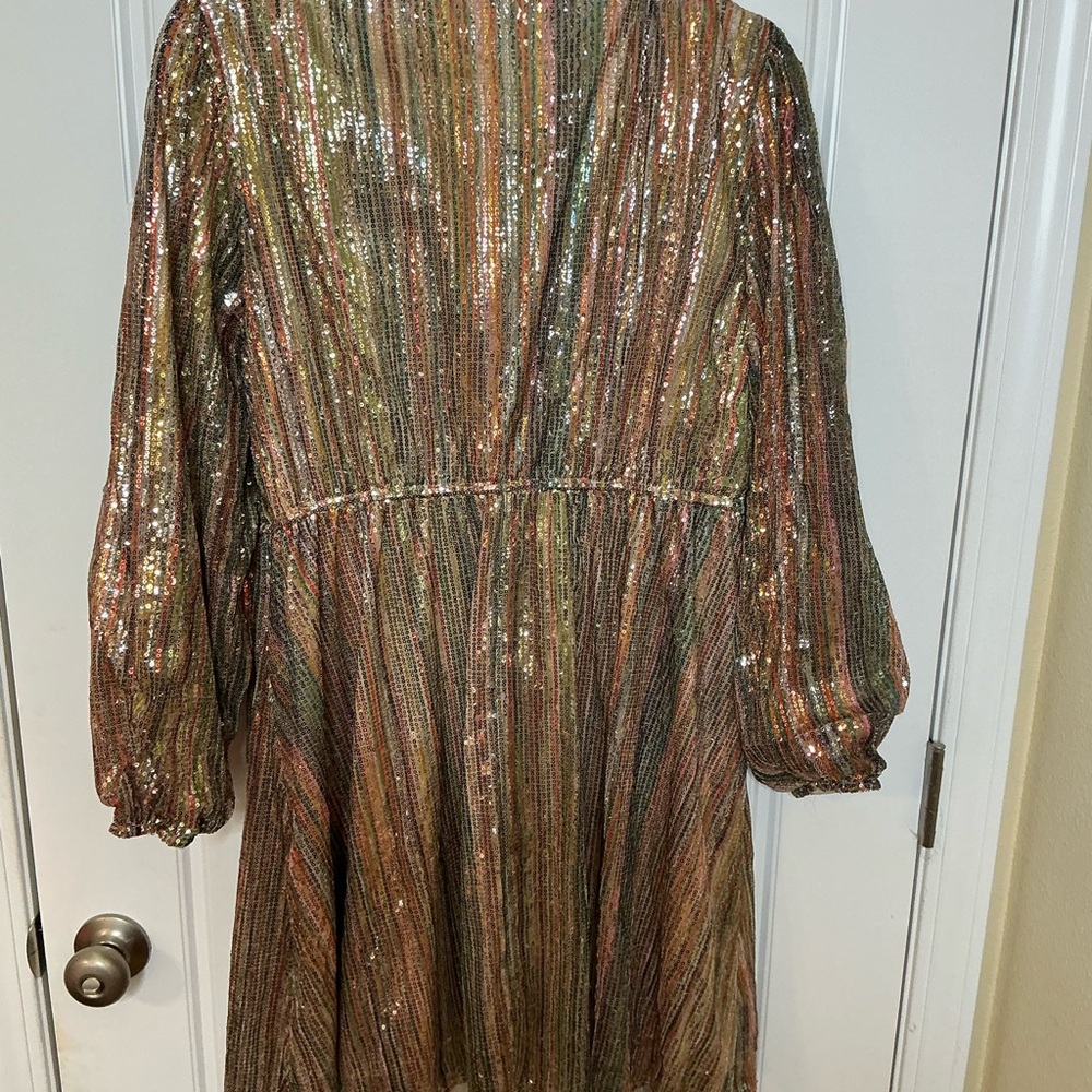 Elegant Multicolor Sequin Dress - Picture 2 of 3